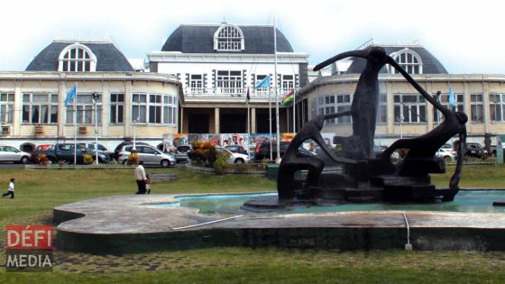 Cluster de Bonne-Terre : un employé de la mairie de BB/RH positif 