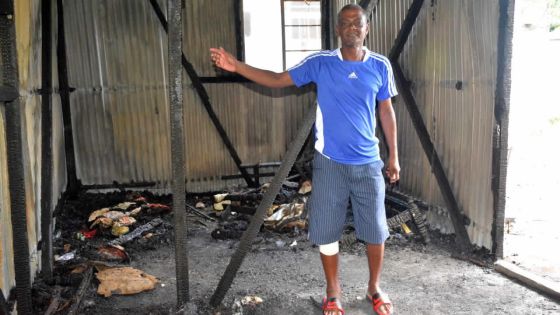 À Baie-du-Tombeau : une bougie à l’origine de l’incendie d’une maison