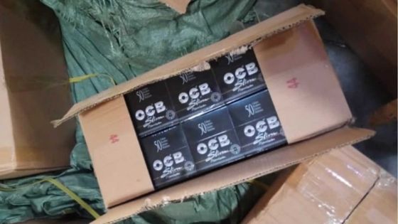 Importation illégale : 16 millions de feuilles de papier à rouler d’une valeur de Rs 80 millions saisies