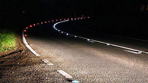 Sécurité routière : des cat’s eyes, alimentés en énergie solaire, sur les routes