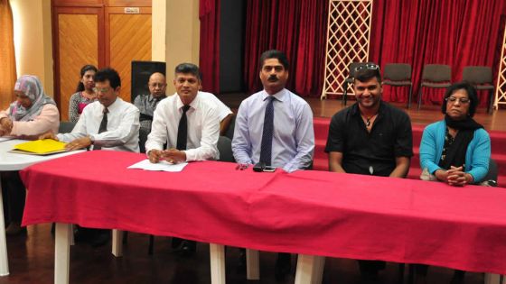 Projet de toiture et de rénovation : le maire apaise les craintes des marchands au marché de Quatre-Bornes