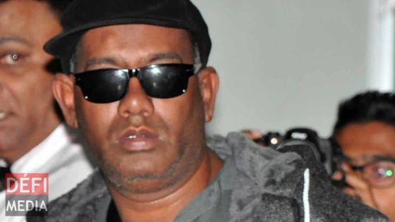 Veeren Connection : Ziko Godin avoue avoir versé de l’argent en faveur de Zafira Ameer