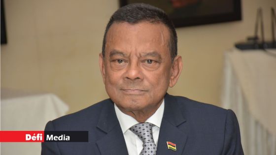 Relations entre Collendavelloo et Ganoo : le leader du ML évoque  «enn gran diferan en interne»