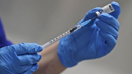 Covid-19 : le vaccin Pfizer/BioNTech déconseillé au Royaume-Uni en cas d'importantes allergies