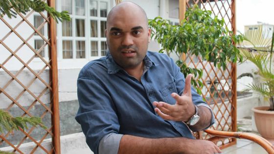 Alexandre Laridon, spécialiste en communication : «Sur Facebook, n’importe quel politicien peut acheter des ‘likes’»