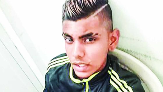 Kaushik meurt noyé à Blue Bay : l’adolescent de 15 ans rêvait d’être policier