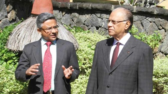 Navin Ramgoolam : «Nous ne sommes qu’un simulacre de démocratie»