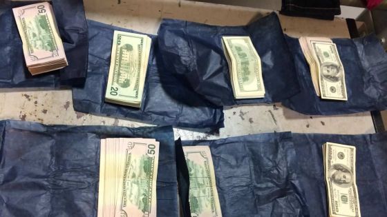 En partance pour Madagascar : une complice présumée d’un caïd interceptée avec USD 20 000