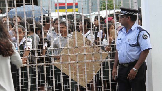 Frais d’ examens du SC/HSC: Des collégiens s’élèvent contre la nouvelle mesure