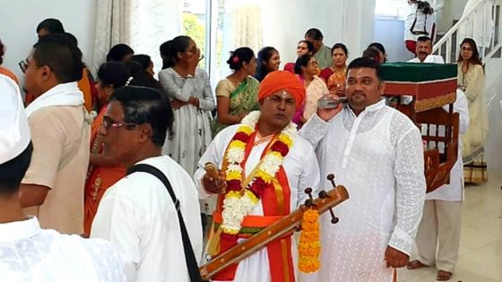 Le nom de Dineshrao Babajee cité au No. 16