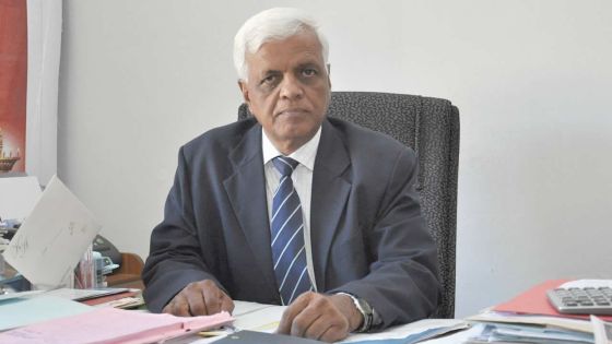 Somduth Dulthumun dans le secteur bancaire : l’influence des organisations socioculturelles en politique