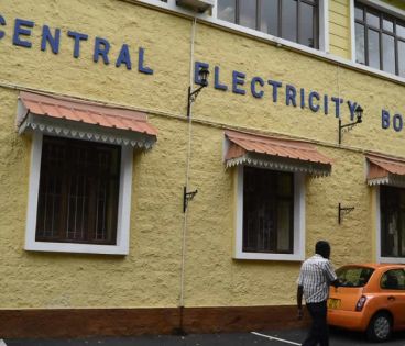 CEB: Rs 7 millions de Legal fees en 2015