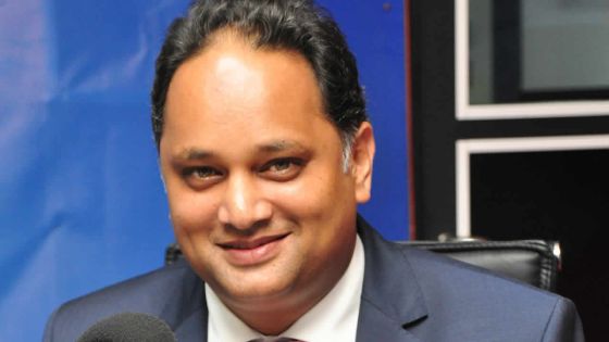 Aadil Ameer Meea dans le viseur de Paul Bérenger