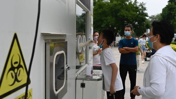 Pékin reporte la réouverture des écoles après une nouvelle vague de Covid