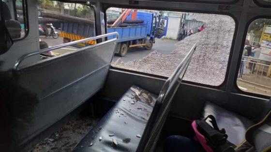 Vallijee : deux blessés dans un accident entre un bus et un camion 