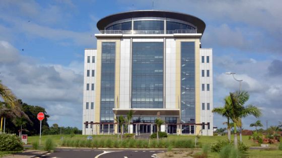 Controverse : aucune étude avant la conversion de trois campus en centres polytechniques