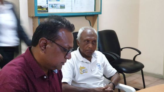 A la Commission électorale, il oublie le nom de son parti...