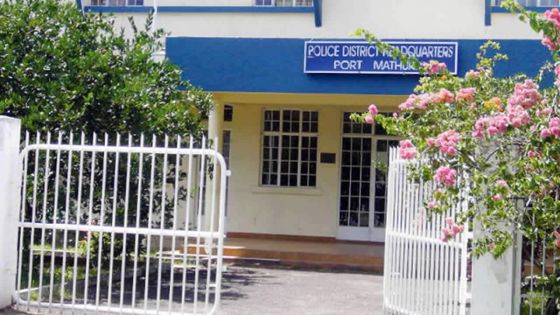 Le cadavre d’une femme découvert à l’arrière de sa maison