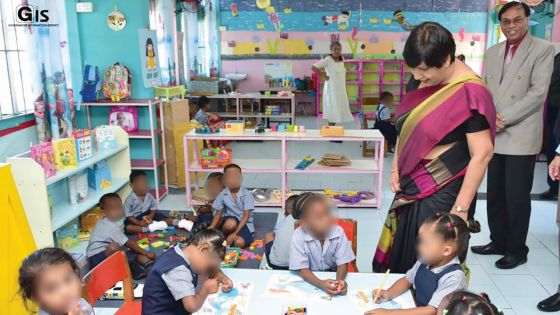 Leela Devi Dookun-Luchoomun:  « Les élèves doivent prendre de bonnes habitudes dès le départ »