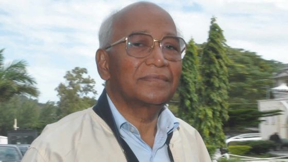 Réclamation de Rs 274 millions : Rundheersing Bheenick donne la réplique à l’État