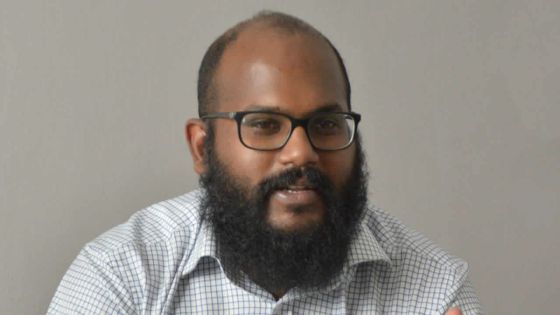 Kugan Parapen (Rezistans ek Alternativ) : «L’île Maurice indépendante est contrôlée par une poignée de privilégiés»