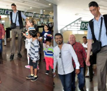 Le très grand Sultan est là