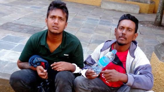 Vol à l’arraché à Terre-Rouge: deux hommes à moto lynchés par des passants et remis à la police