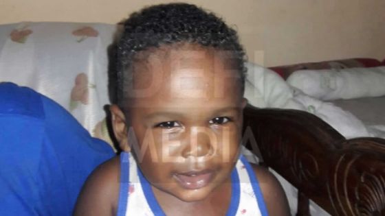 Un bébé meurt asphyxié - La mère : «Sa friandise préférée lui a coûté la vie»