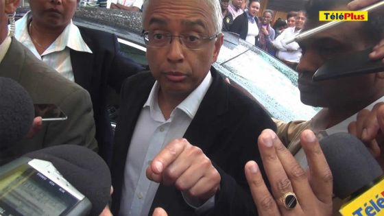 Pravind Jugnauth : «Nimport ki batiara vinn fer declarasyon mo bizin al fer lenket?»