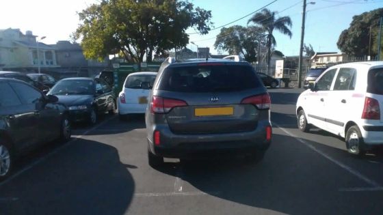 Automobiliste indécis ou impoli ? 