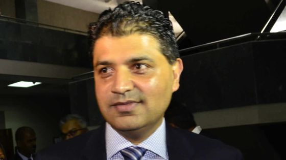 Rakesh Gooljaury autorisé à voyager