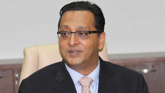 Roshi Bhadain prévoit que la contribution du secteur financier au PIB s’élèvera à 15 %