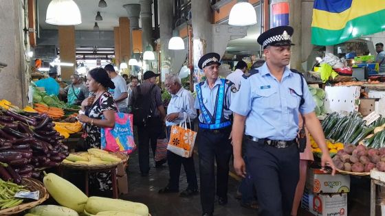 Au Marché central : le vol de marchandises le soir dénoncé