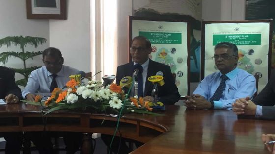 Fièvre aphteuse : Mahen Seeruttun annonce les compensations et un Fact-Finding Committee