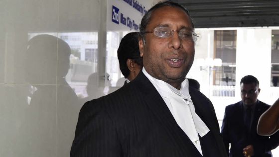 Organismes parapublics: les honoraires des avocats du privé contestés