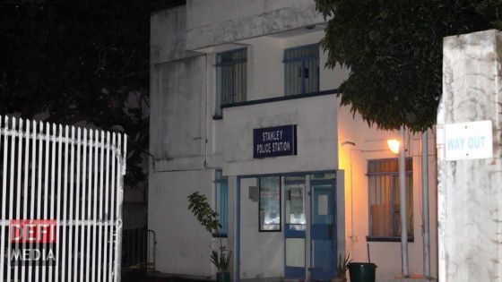 Stanley : une maison en proie aux flammes après une attaque au cocktail Molotov