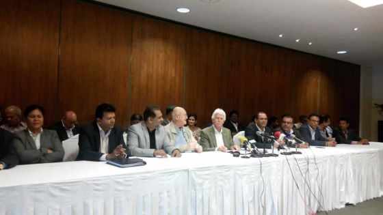 Apollo Bramwell : Paul Bérenger «demande le gel» de l’accord avec Omega Ark