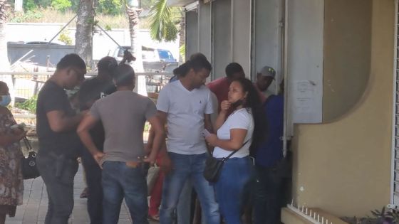 Il n’a pu payer sa caution : Wayne Attock reste en détention