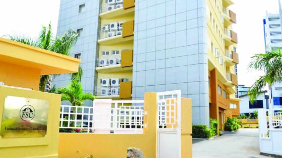 Allégations de chaîne de Ponzi : une société offshore conteste la révocation de son permis 