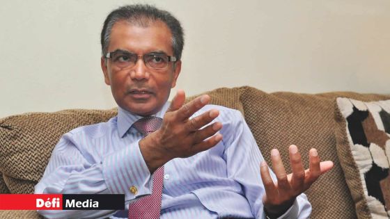 Milan Meetarbhan : «Si les législatives tardent à arriver après les cadeaux, le père Noël sera vite oublié»