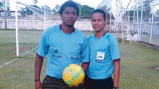 Queency et Steeven : un couple d’arbitres internationaux