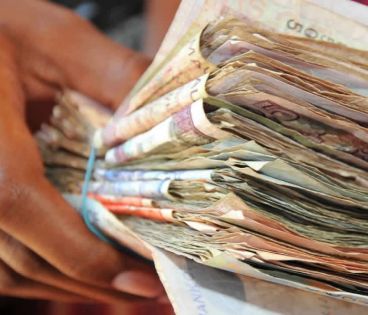 Caisses de l’État: les dépenses publiques sous pression en 2016-17