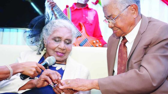 Saint-Valentin : Radio Plus renouvelle les voeux de Simon et Arlette Ah-Tong