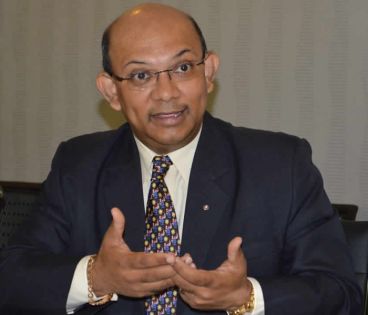 Une convocation collée à la porte du ministre Sinatambou