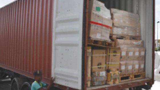 De faux documents utilisés pour dédouaner les sableuses à pression