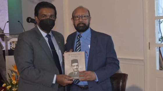 Publication : le Dr Hassenjee Joomye, fondateur de l’Islamic College, conté par Assad Bhuglah