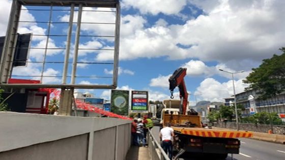 Panneaux publicitaires : la RDA durcit le ton