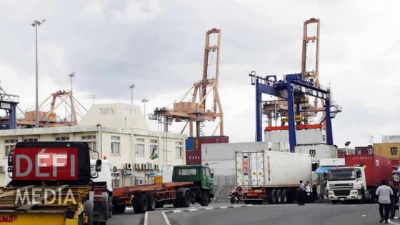 Import-export : les conséquences de la hausse des tarifs à la CHCL