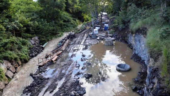 Tout-à-l’égout : le calvaire des habitants de Pailles