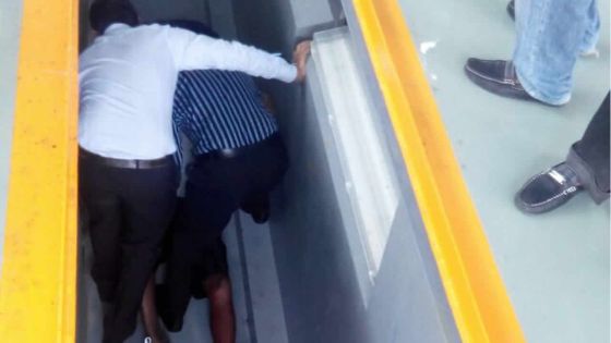 Centre de contrôle technique privé de Plaine-Lauzun: un homme tombe dans une fosse